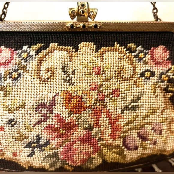 Vintage Petit Point Tapestry Purse 1930s Hand Stitched in Hungry - Picture 4 of 11